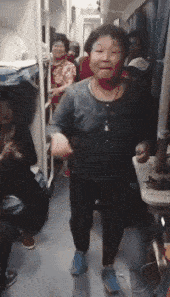 大妈是广场舞王者