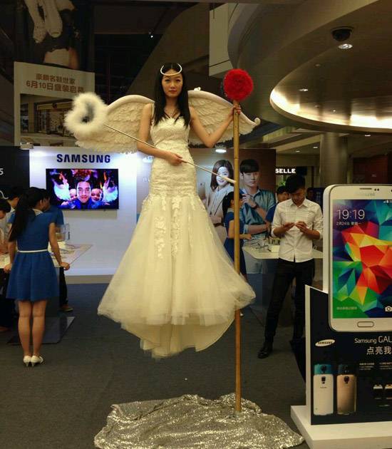 美女是雅典娜化身