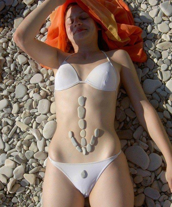 欢迎光临寒舍。请看箭头指引