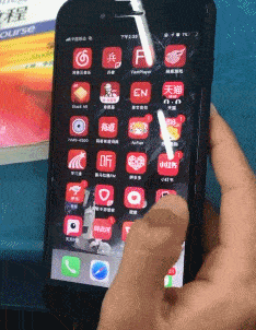 这样的手机桌面最适合有强迫症的人，安排得明明白白