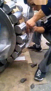 大哥，你真是优秀，你捣鼓的这个是什么东西？好厉害的样子