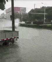 马上要突破音障了