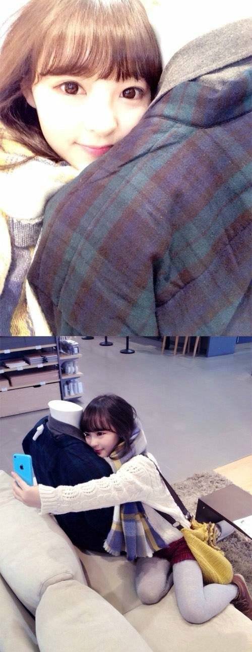 女神说她在男友怀里自拍