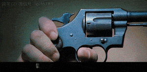 原来你是在展示你的忍痛能力...