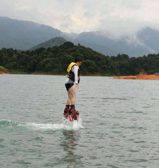 铁掌水上漂真实版