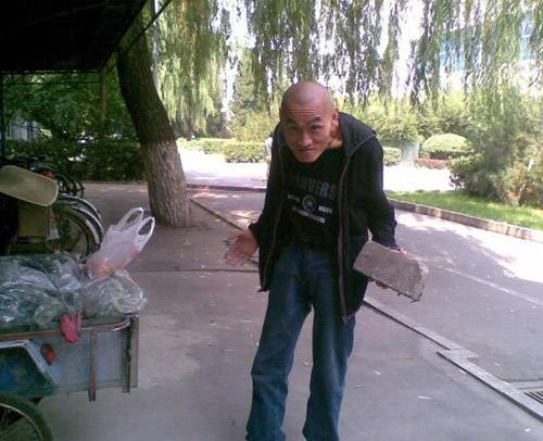 光头强你要拍谁？