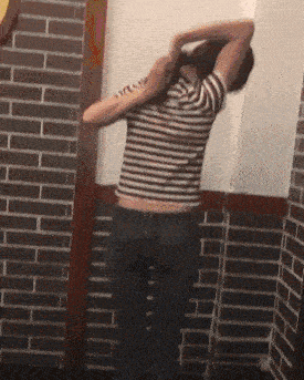 此处可以有掌声