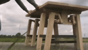 有个当兵的爹也是没谁了