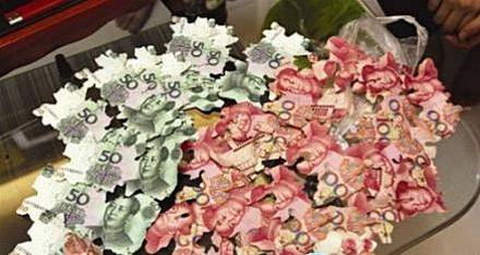 土豪这样玩钱的