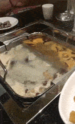 卧槽，厉害了！涮火锅竟然还能这样操作？太6了！！