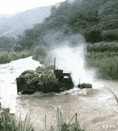 为什么说国产拖拉机就算泡在深河里，发动机还能工作，那是因为我们的技术够硬