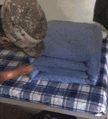 是让你叠豆腐块，不是丸子状的不明物体