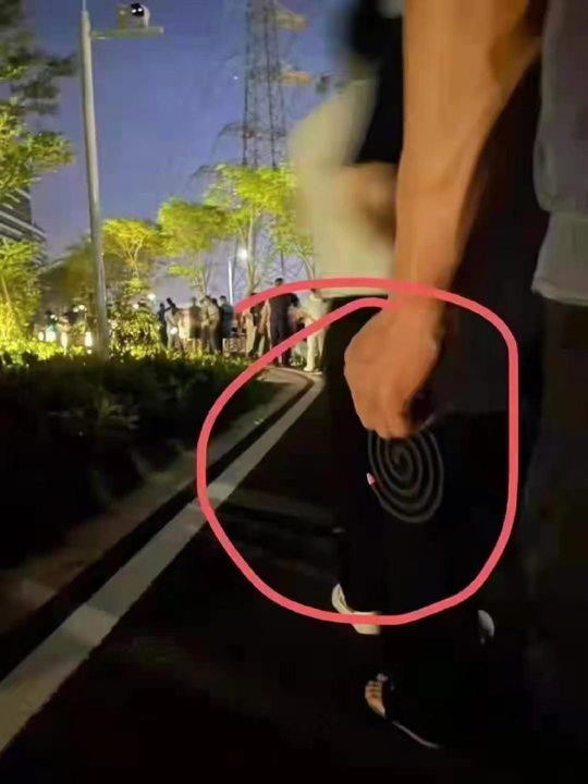 你排队核酸检测排了多久？两柱蚊香的时间吧