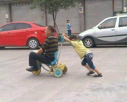 大叔，不带这样欺负小朋友