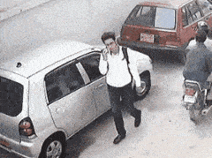 不说了，我还有事，先挂了