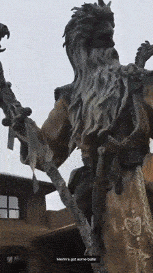 暗藏玄鸡,力求真实,一丝不苟