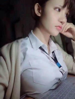 生活总是这样，鸭梨山大，总想找个地方依靠下