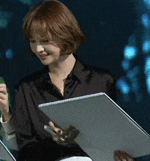 谁再说她面瘫没演技！