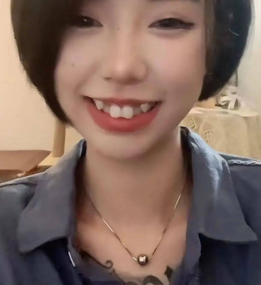 虎牙兔牙一起长