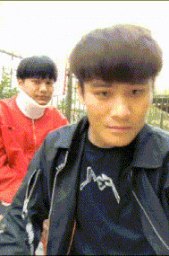 老哥你这么做对得起你后面的兄弟吗？