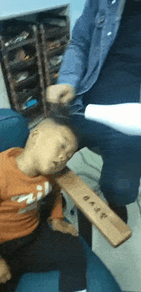 小小年纪就剪了个如此时尚的发型，小朋友，你爸妈不会生气吗？