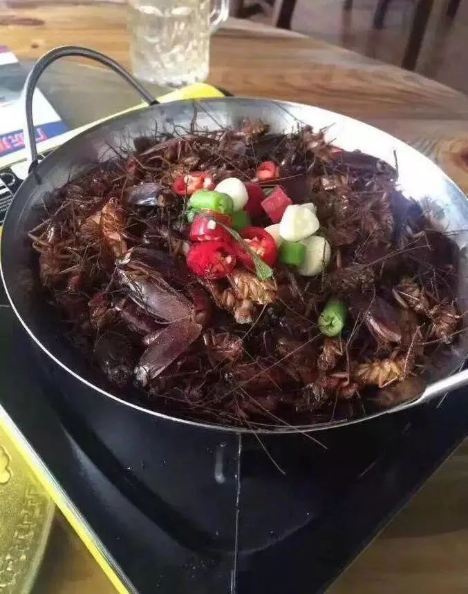 这道菜叫个什么名字，怎么感觉怪怪的？