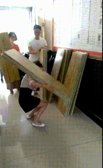 公司来了个女汉子,干起活来男生都汗颜啊!!