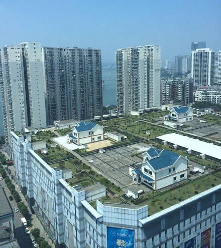 房顶别墅，好给力